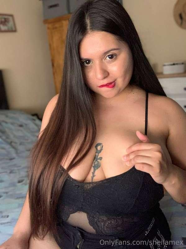 ## 🤍 @kattybusty 🤍
           • Sexy Latin Girl • 
😈content ..