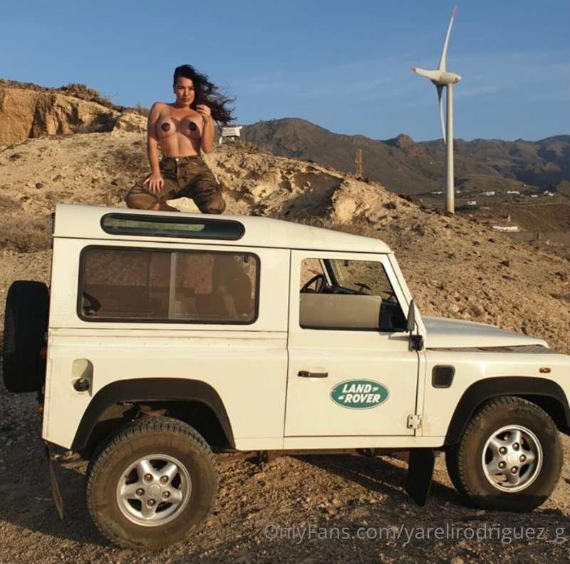 Girl LAND ROVER 🥵🥵