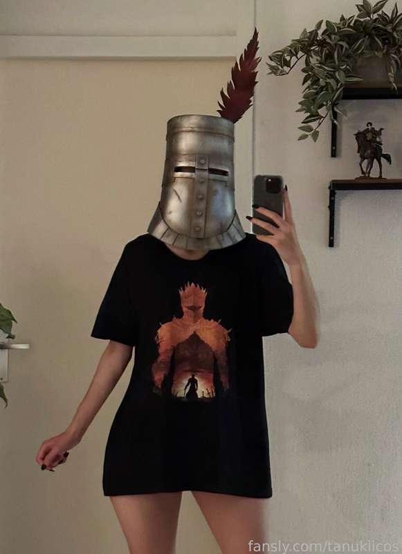#1 
Dark Souls obsessed GF

Took me long enough to make something Dark Souls related, making Solaire’s helmet was fun &lt;3