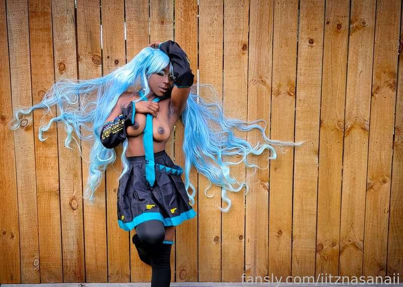 iitznasanaii image #11