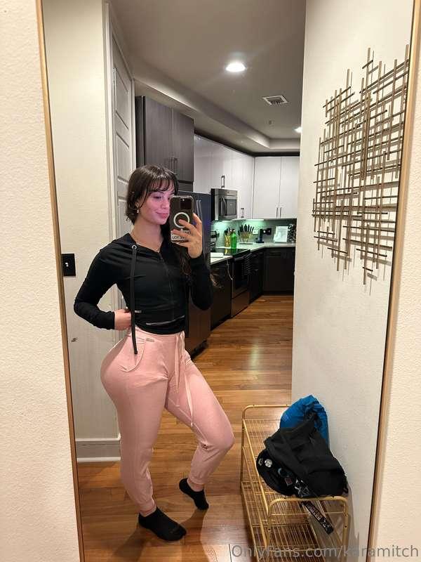 can i be ur good girl tonight?? 🙈