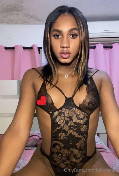 She is my Ts friend @keysha99, she is online now,💦   she nee..