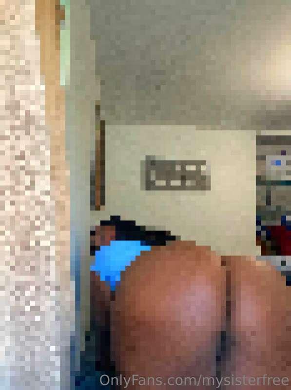 Pussy wedgie supreme 🥵😜😘 no joke - this thing is so tiny it’..