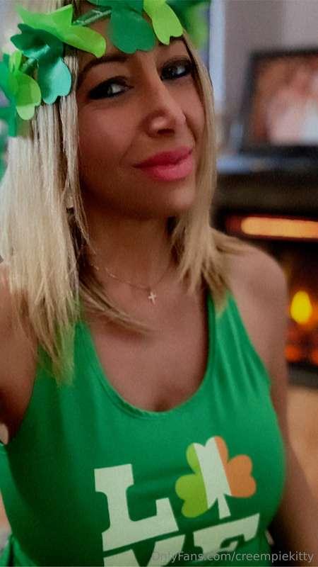 These lips want to taste some Irish cream 👅