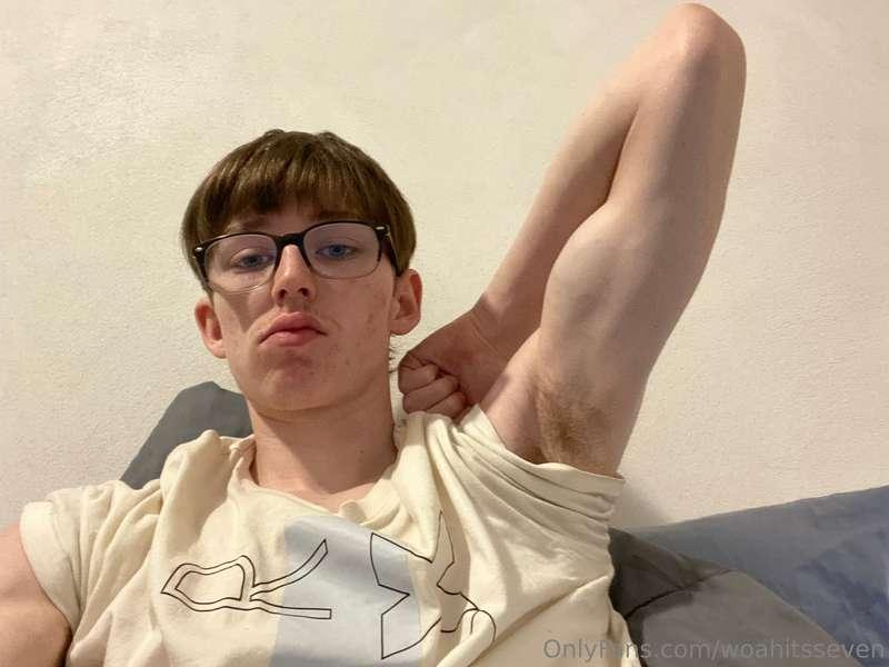 woahitsseven image #10