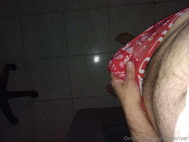 very hot afternoon 🔥 and wanting a help!!!!!