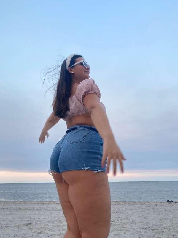 😘