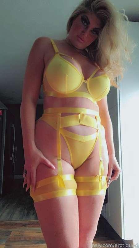 erotiqued image #1