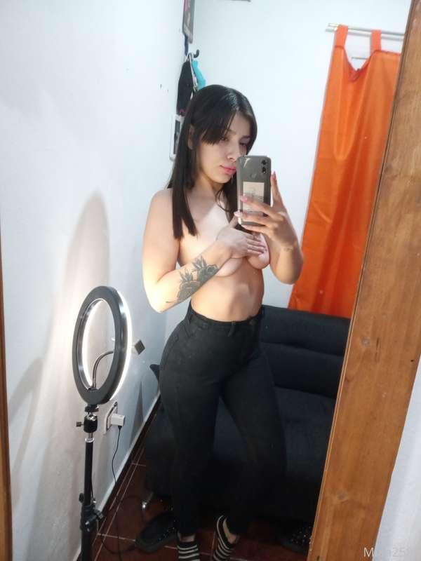 💋 MIA 💋