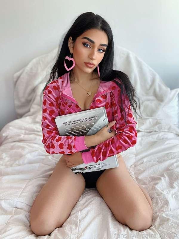 saira image #15