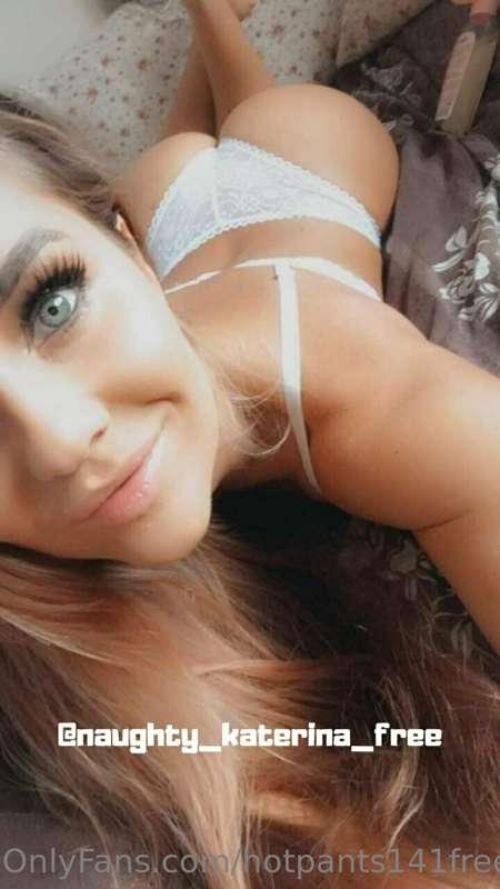 (24) ⚜️ @naughty_katarina VidCall Queen ⚜️
🔞VIP PORN PAGE ON..