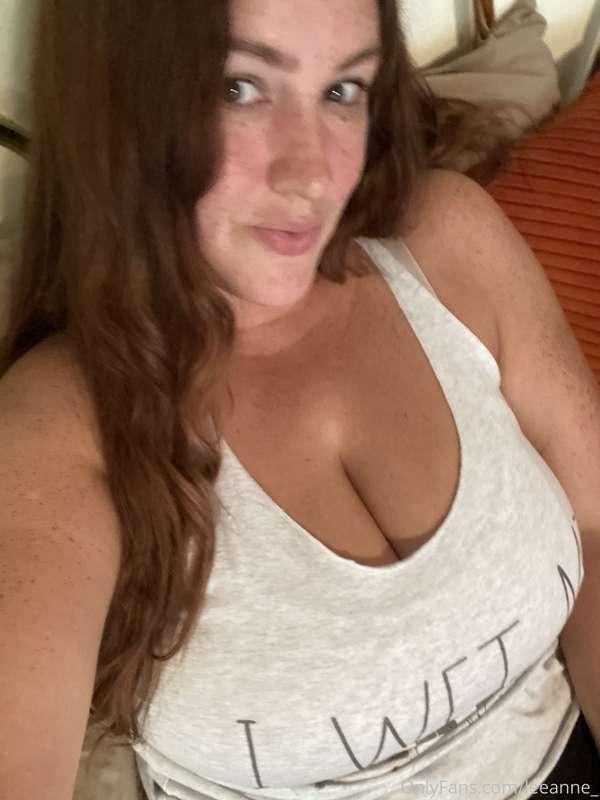 Titty selfies 😊