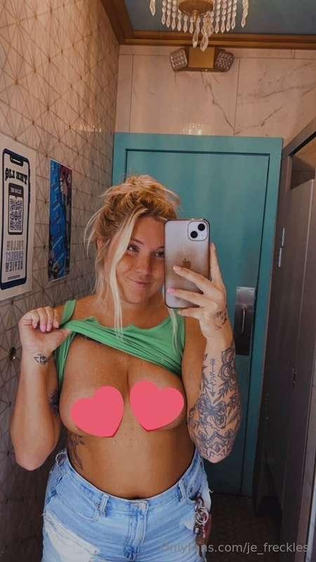 I’ll be replying to all of my messages this evening. 😉😉