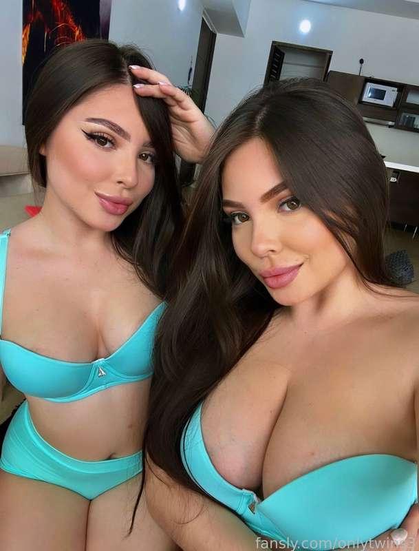 onlytwins3 image #2