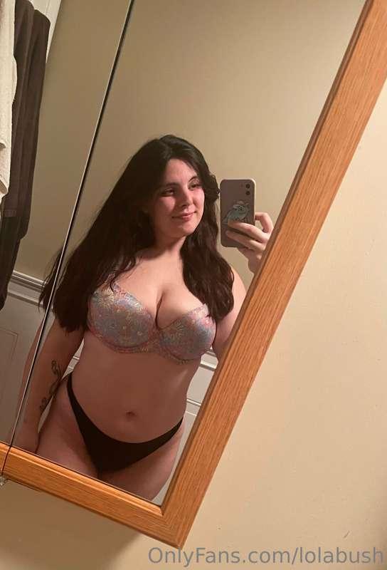 Oh hey there 😉🤤