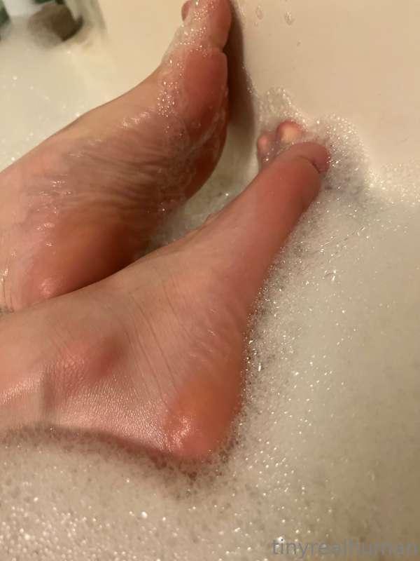 Clean feet anyone?