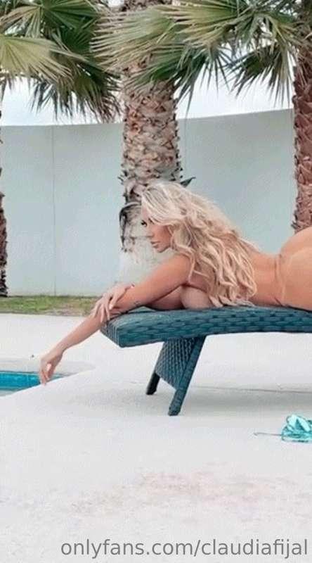 Face down ass up 😏