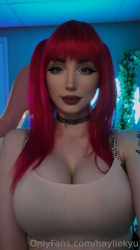 Live now on Twitch- come spend some time with me and chat! B..