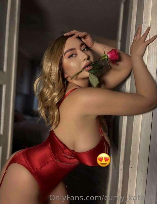 When you see me in red underwear❤️ what do you feel, does it..
