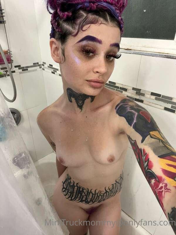 Hello there 🚿