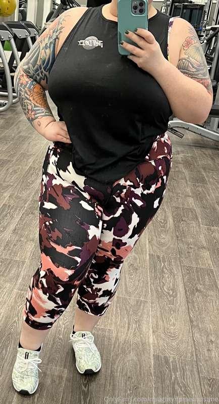 Who loves a good workout? I always enjoy seeing some gains a..