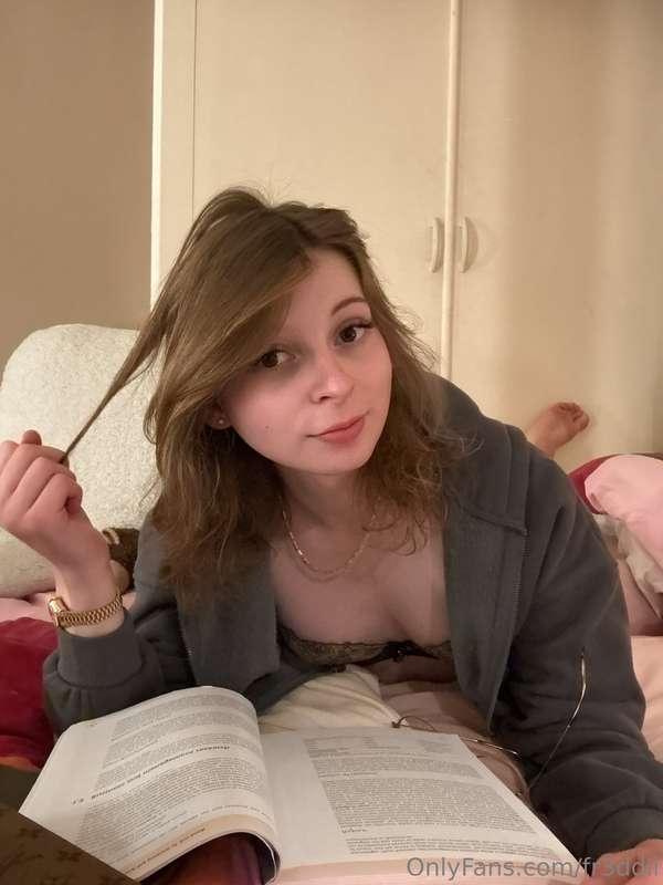 You’re supposed to be looking at the textbook not me 🤭😜