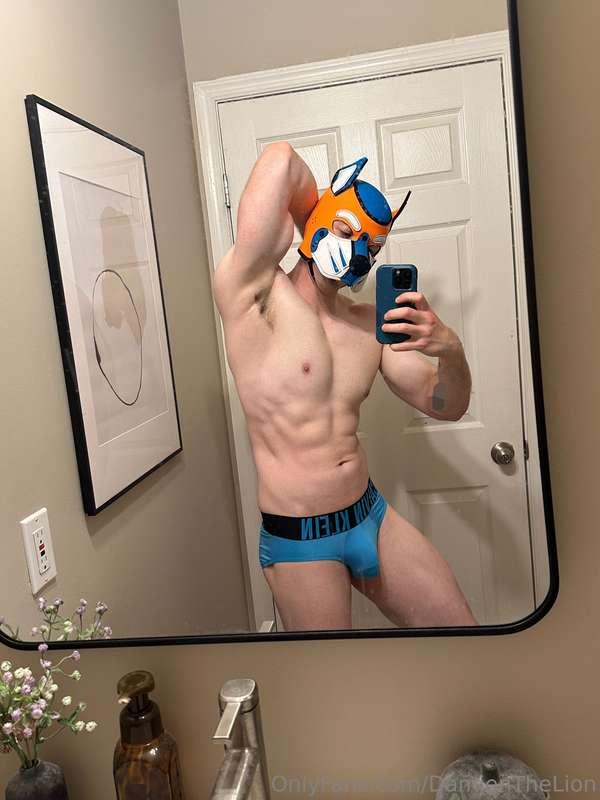 Posin' in some new undies 😁 