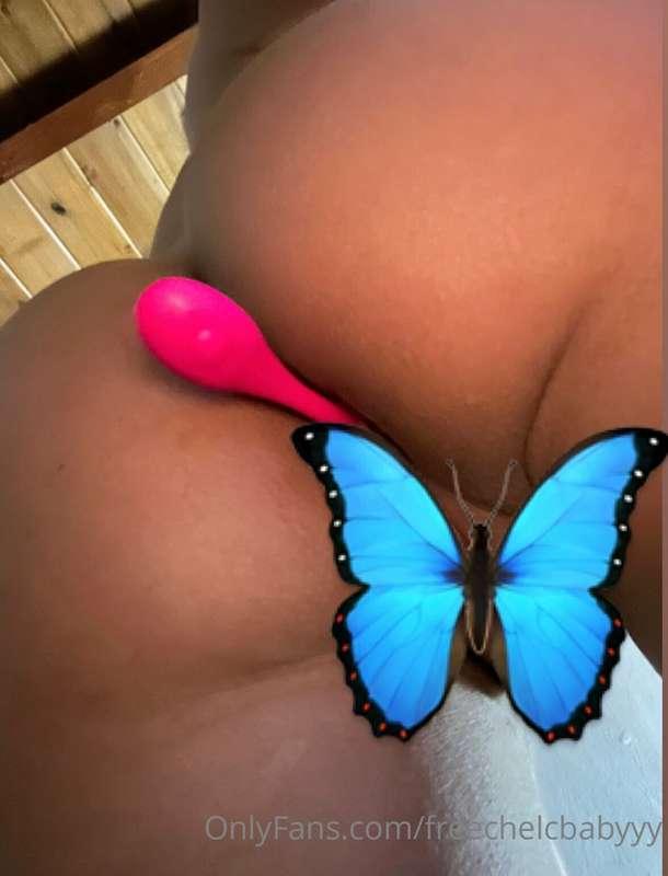 Tip $5 or send $5 and you get the uncensored version. Got a ..