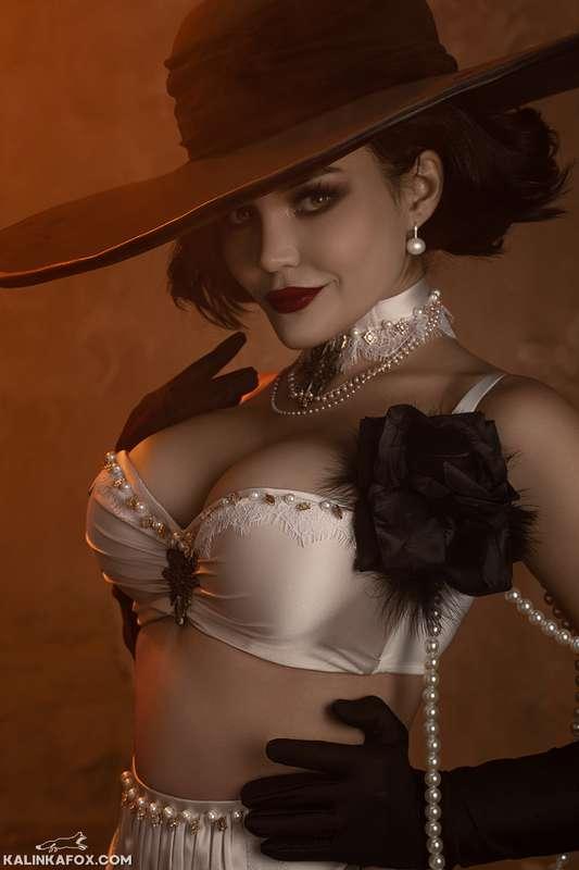 Alcina Dimitrescu from Resident Evil - Set#1 of April!