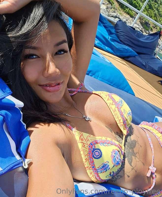 Flirty minds think alike. What's on your mind? 💭😘 Follow my ..