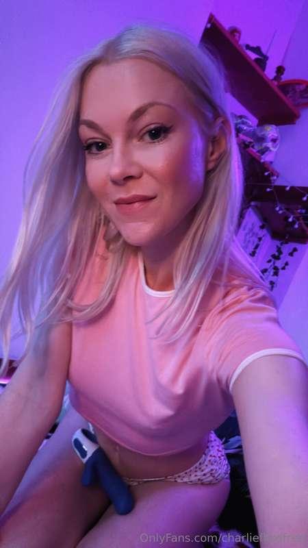 I’m live 😍 tap my profile pic n say hi 
