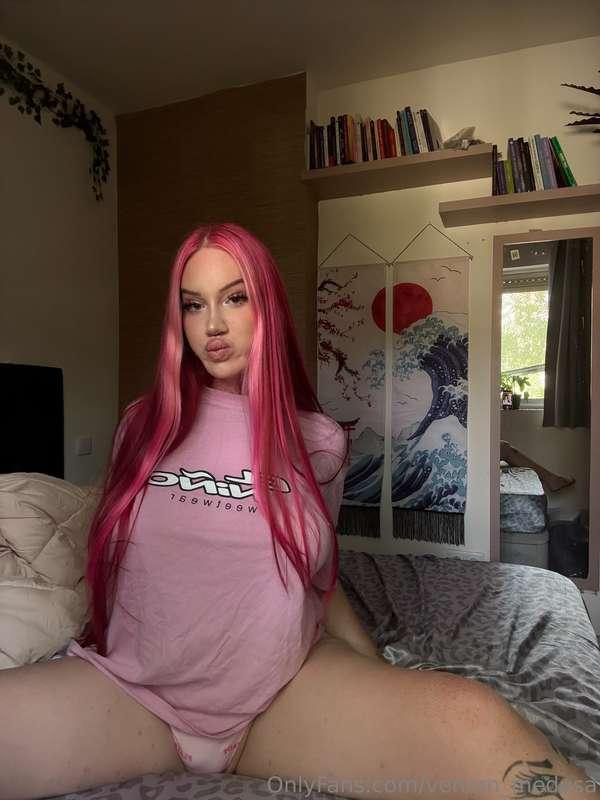Is this gf material?😏