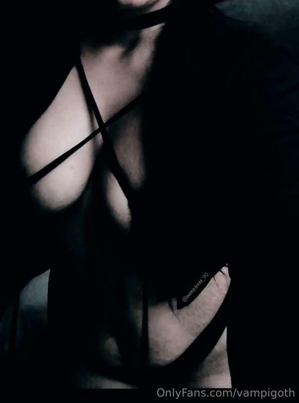 Noche fría 🖤🔥🔥🥀