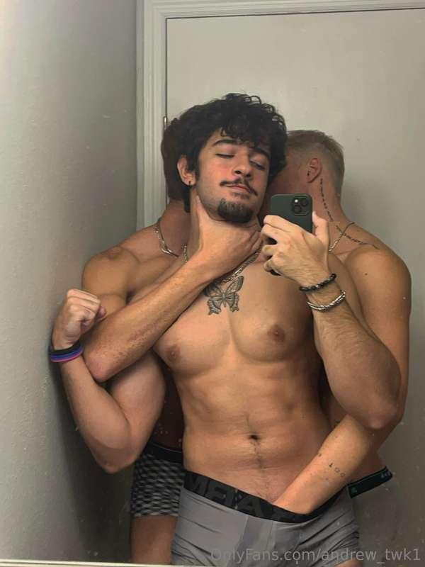 My Threesome colab with @tonycastelli101 and @aidenmasters 🔥