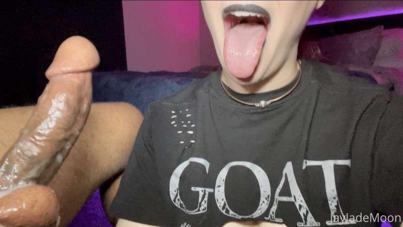 Loser boys will never get a taste 👅