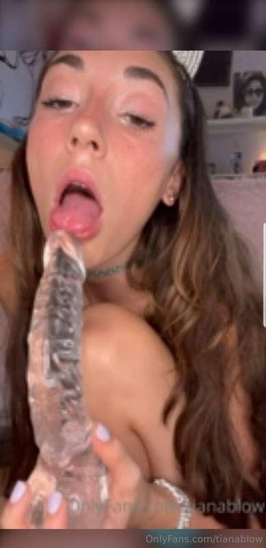 10 minute solo bj!!💦💦 FIRST EVER SOLO BJ!!! https://onlyfans..