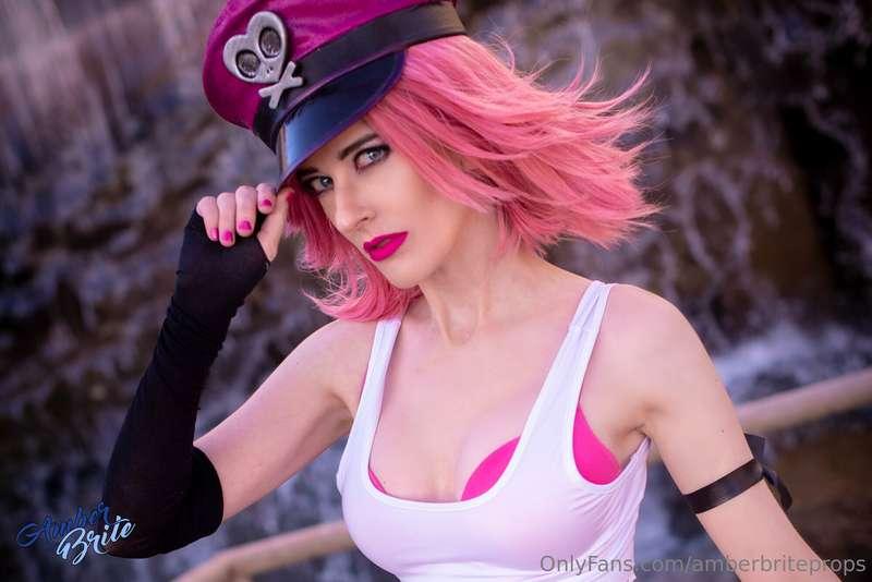 Here you are. Some top tier Poison photos, in a sheer crop t..