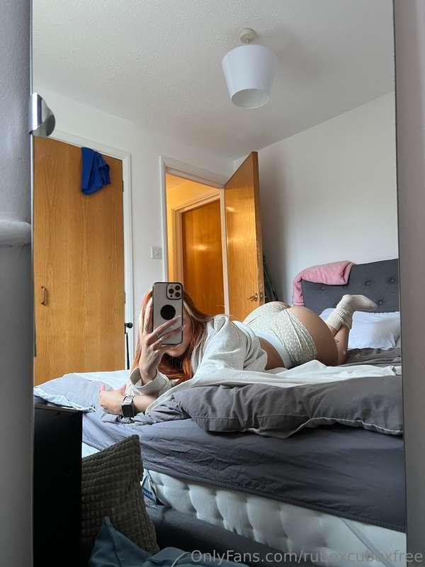 Spend your lazy days with me… 😴 much more fun on @rubexcubex..