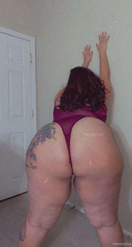 Can you pass cheeks baby. Bend me over and watch that pretty..