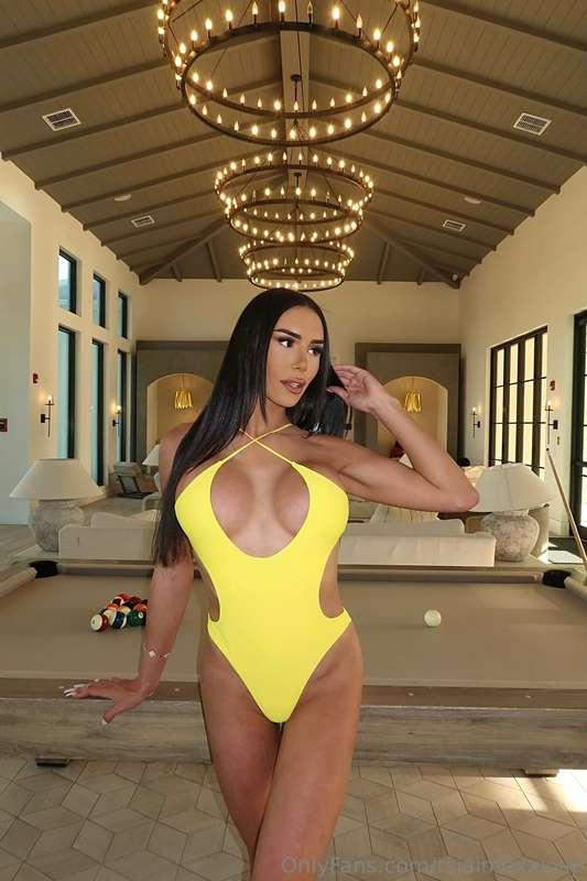 This bikini is one of my favs💛💛💛