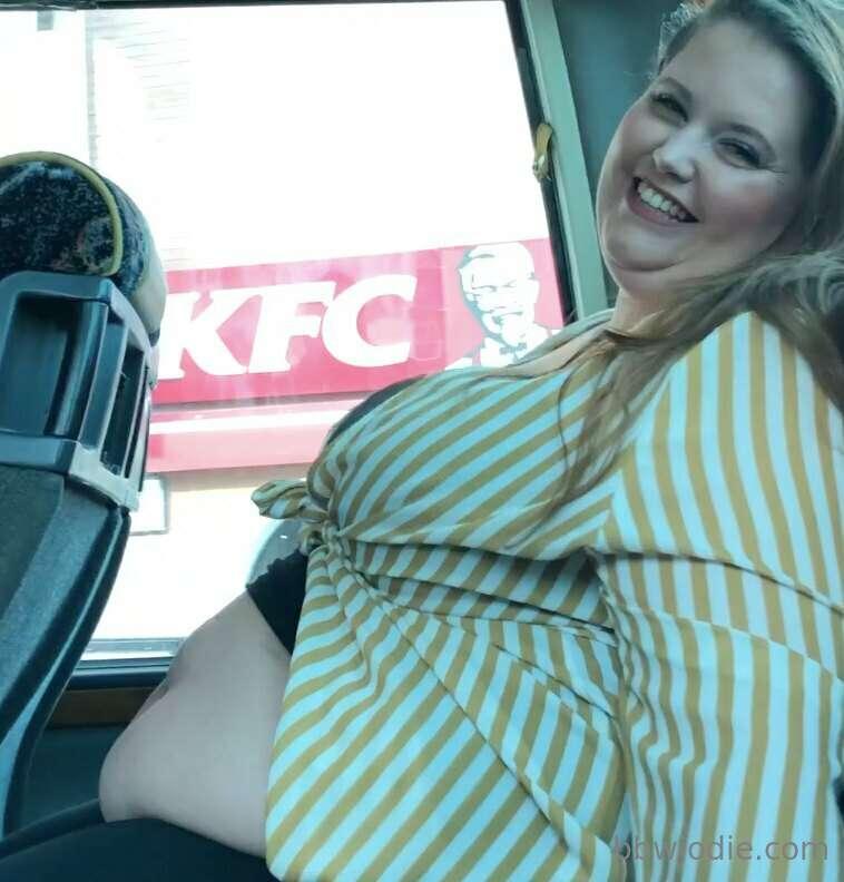 bbwjodie image #2