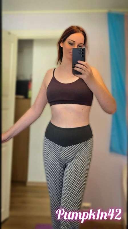 Help me stretch out? 😉🤭