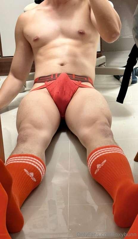 How’s everyone? Any costume idea?🍊