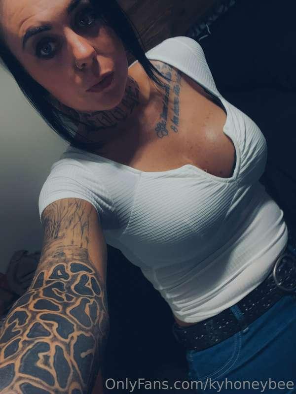 Why are you not on my VIP page? 
https://onlyfans.com/kyhone..