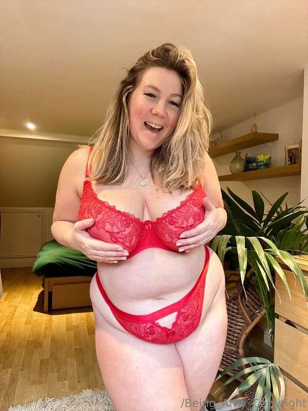 Felt cute.... Might delete later!! ♥️
