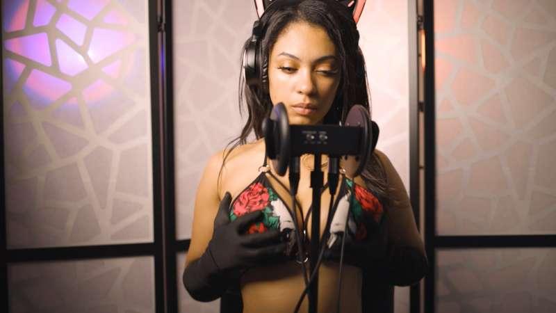 Sexy Moaning ASMR 😈