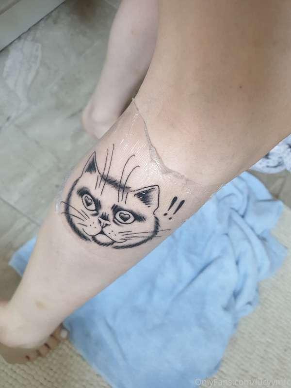 Hi do you guys like my tattoo I booked another one already l..