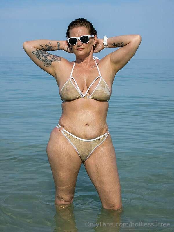 holliess1free image #11