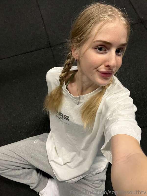 comfy outfit ❤️