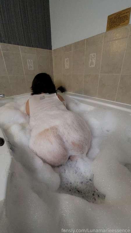 lunamarieessence image #9